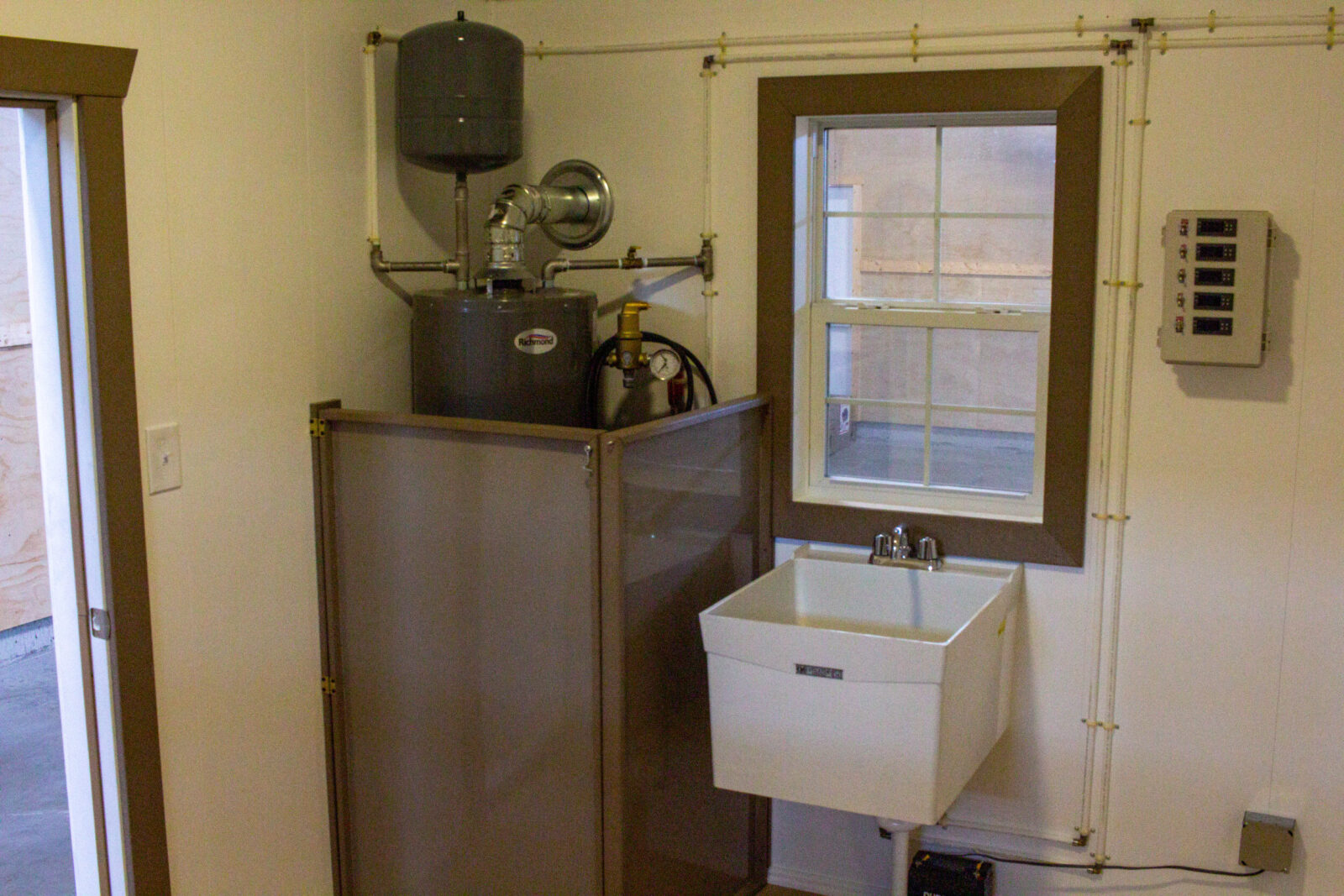 Dog Kennel Prices Explained The Dog Kennel Collection quality-large-dog-kennels-for-outside-the-dog-kennel-collection